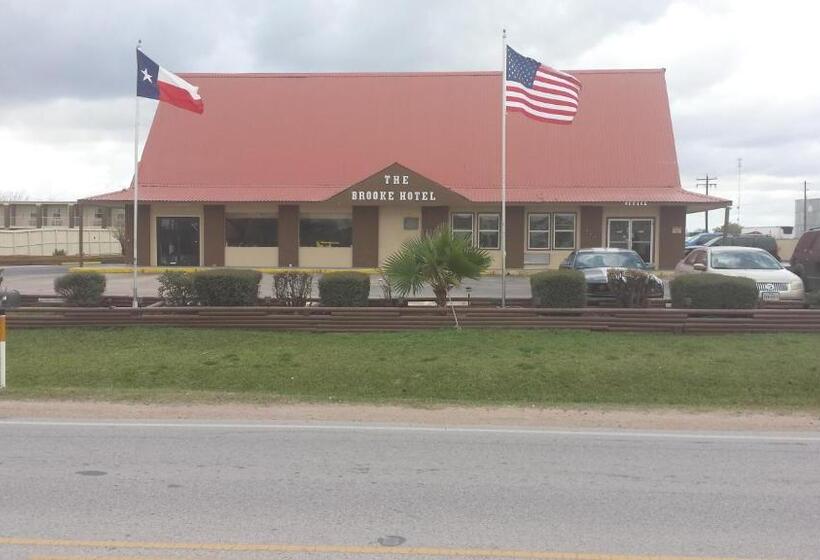 ホテル The Brooke