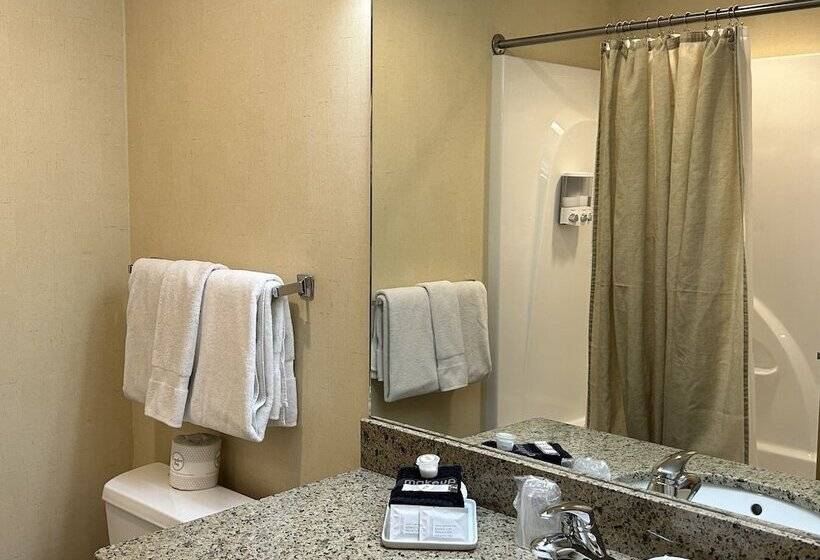 호텔 The Common Man Inn & Restaurant