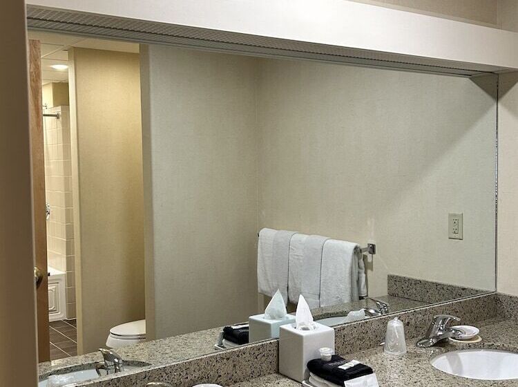 호텔 The Common Man Inn & Restaurant