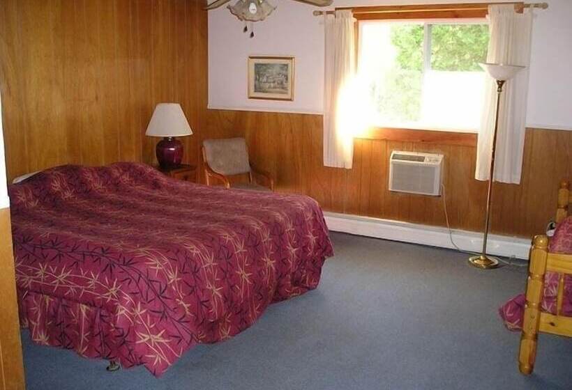 هتل The Riverside Inn