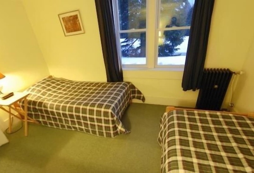 هتل The Riverside Inn