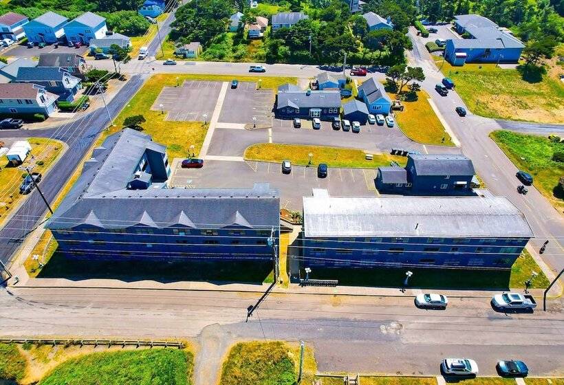 Oyo Waves Hotel Newport Or Nye Beach