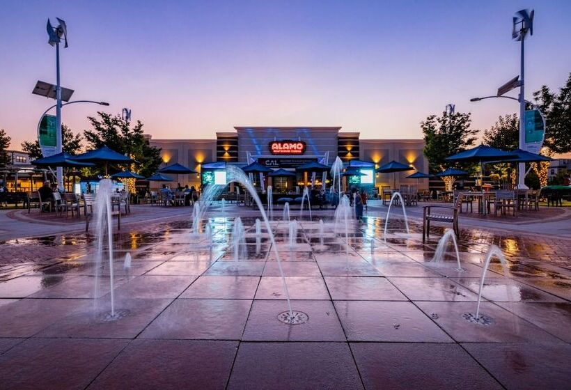 Отель The Westin Washington Dulles Airport