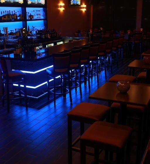 فندق Travelers Inn Manteca