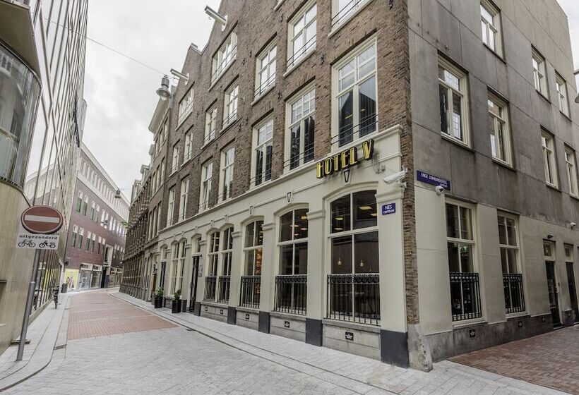 هتل V Nesplein
