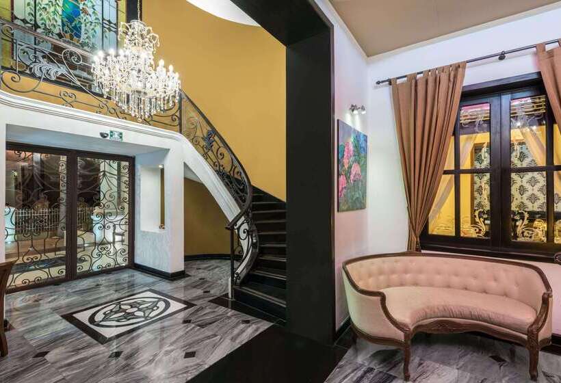 Отель Wyndham Merida