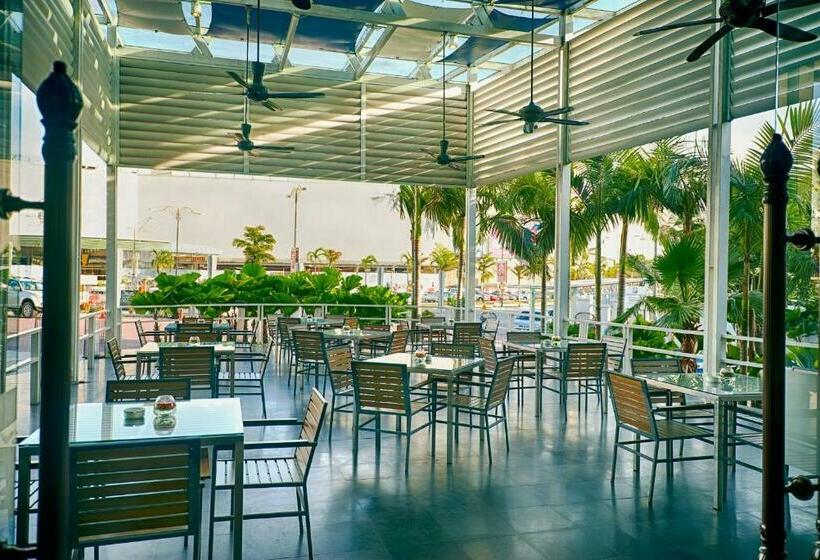 בית מלון כפרי Zenith Kuantan