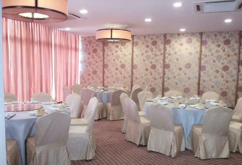 בית מלון כפרי Zenith Kuantan