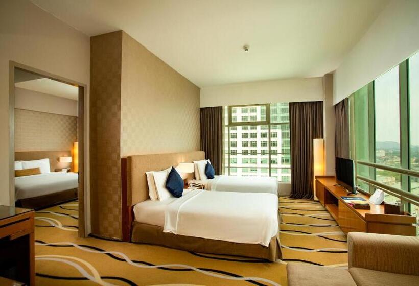 בית מלון כפרי Zenith Kuantan