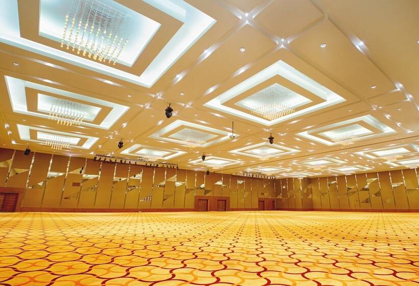 בית מלון כפרי Zenith Kuantan