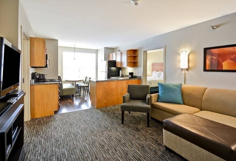 Hyatt House Naperville/warrenville