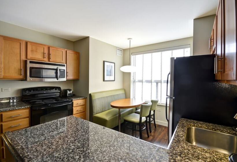 Hyatt House Naperville/warrenville