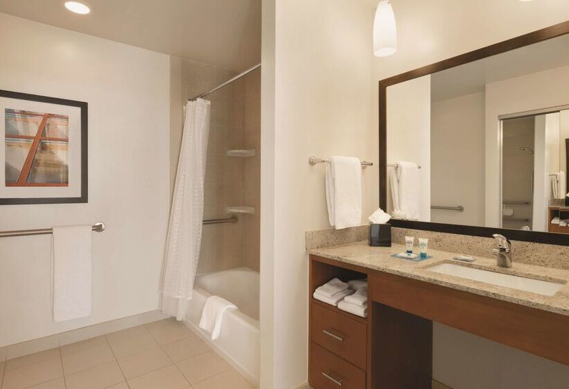 Hyatt House Denver Airport