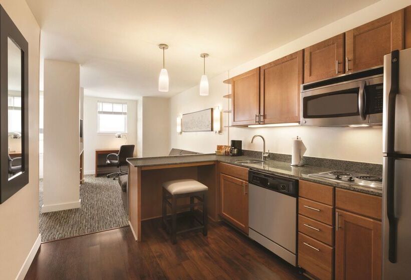 Hyatt House Denver Airport