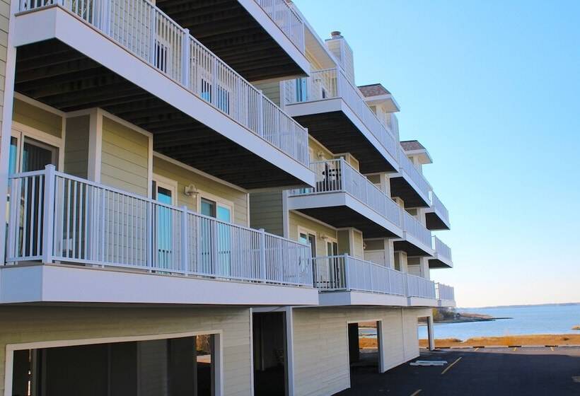 Lucayan Resort By Kees Vacations