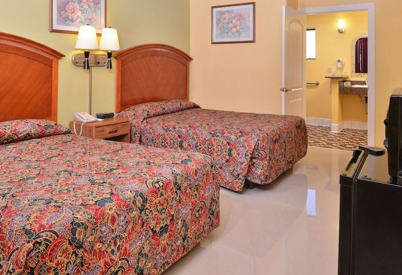 Magnuson Hotel Blythe