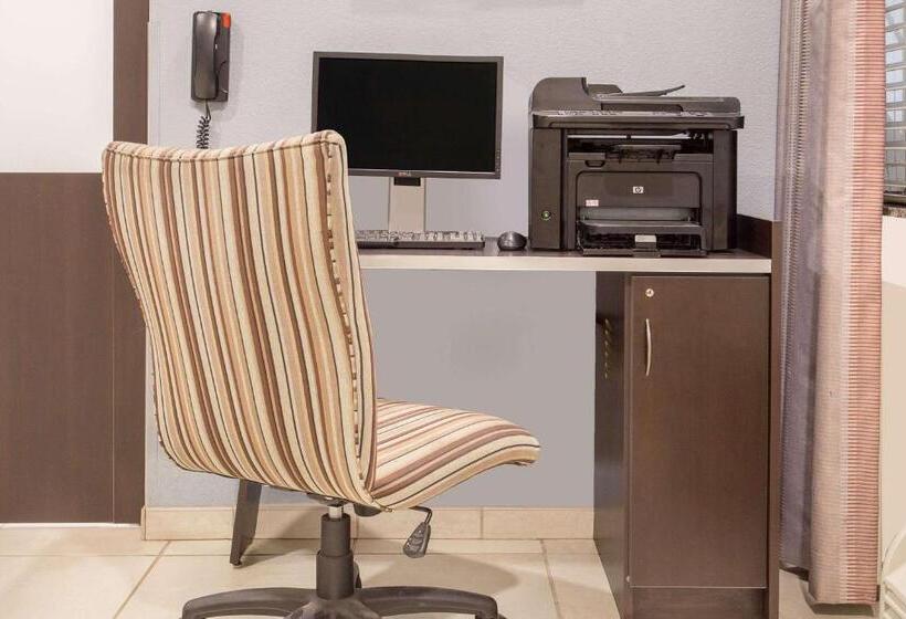 Microtel Inn And Suites San Angelo