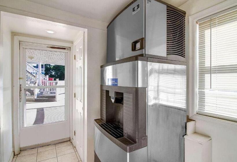 Motel 6front Royal, Va