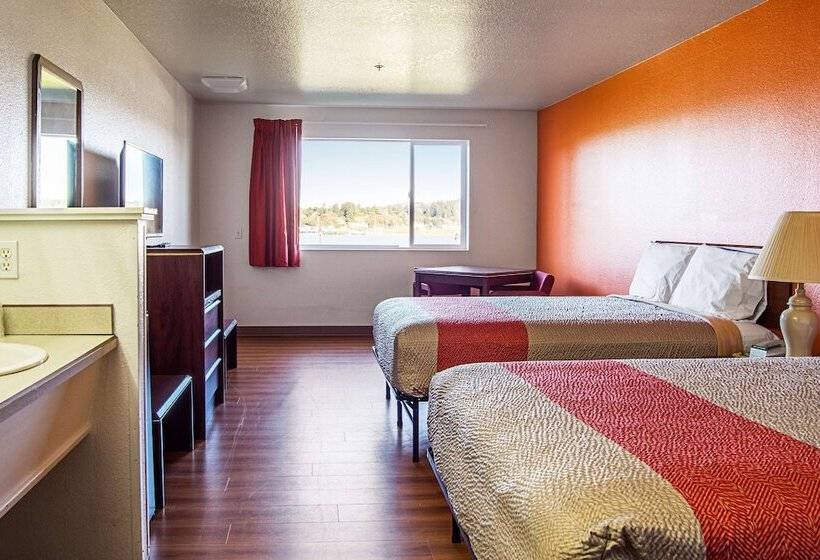 Motel 6 Newport, Or