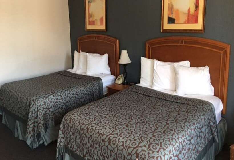 모텔 Hebbronville Executive Inn