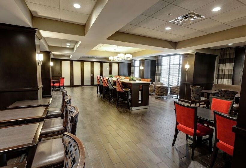 فندق على الطريق Hampton Inn Neptune/wall