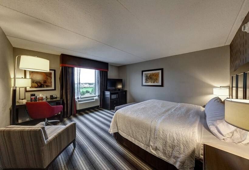 فندق على الطريق Hampton Inn Neptune/wall