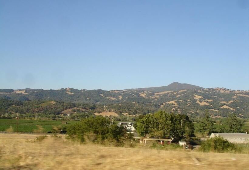 فندق على الطريق Lakeview Inn Lucerne