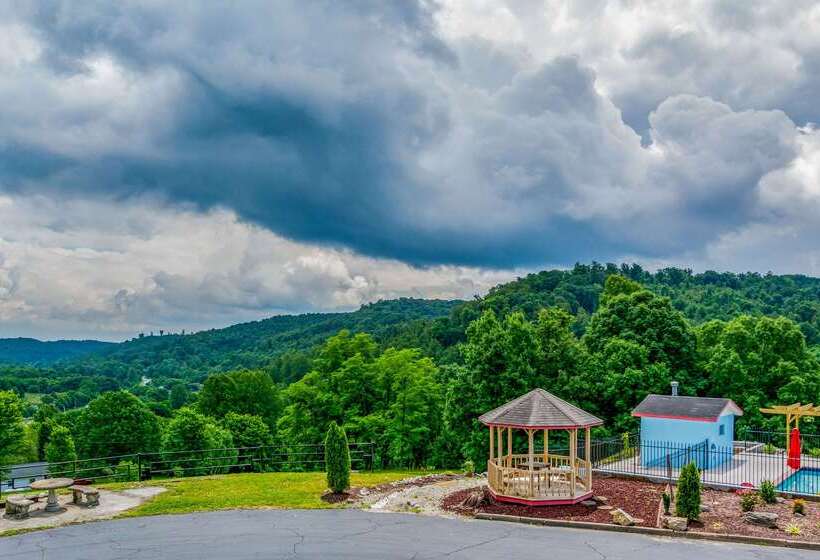 فندق على الطريق Quality Inn