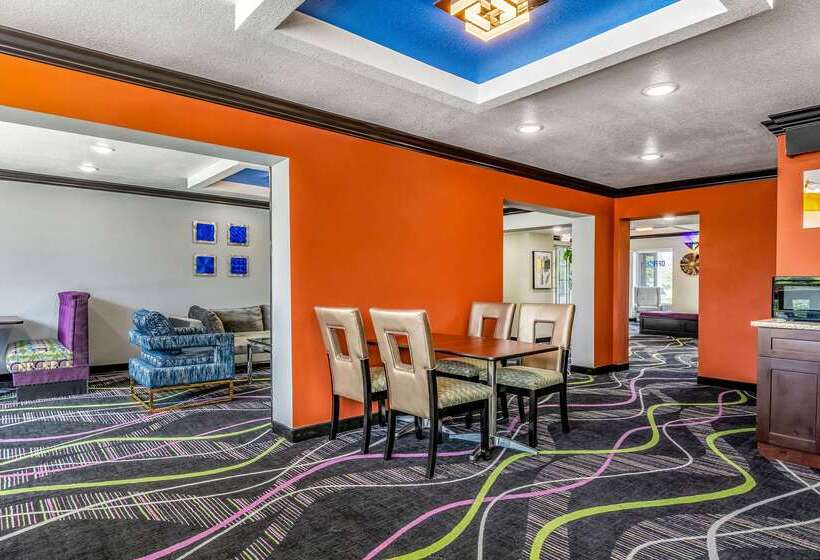 モーテル Quality Inn