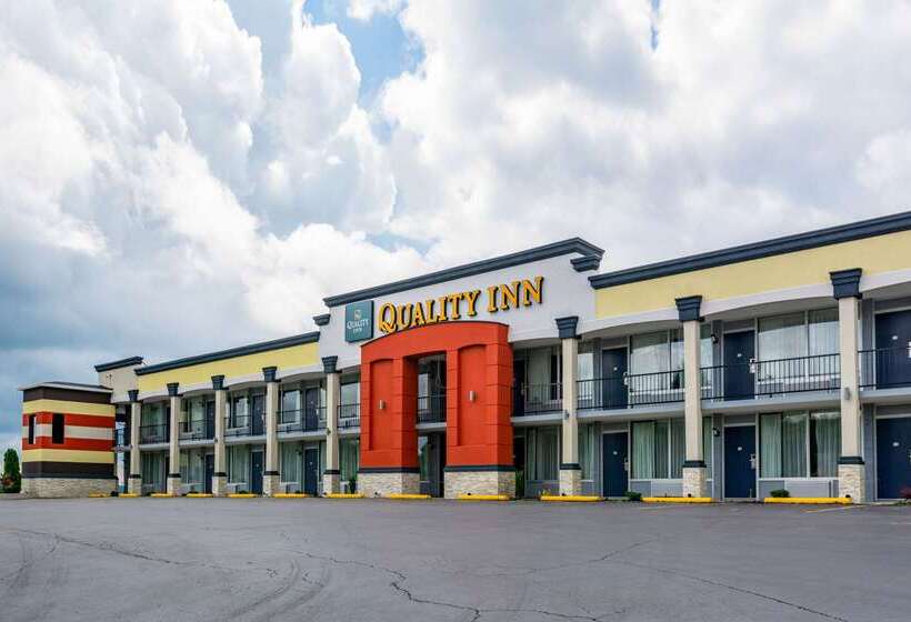 فندق على الطريق Quality Inn