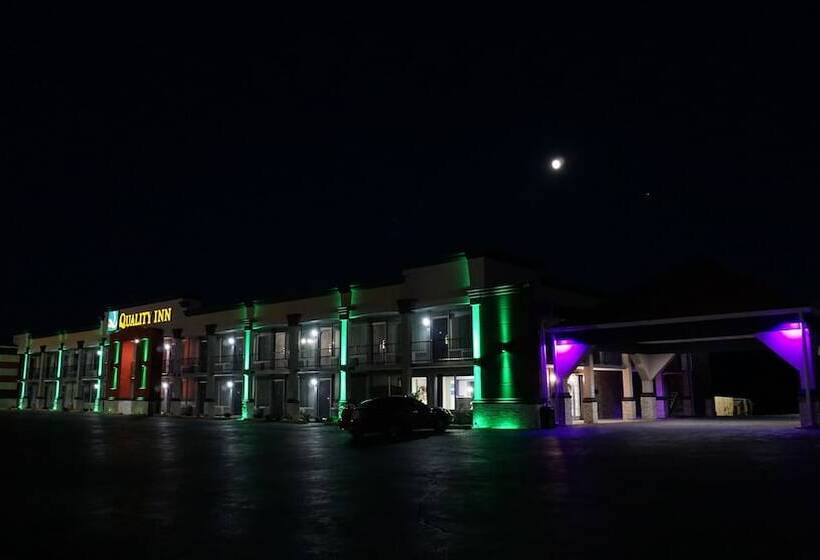 モーテル Quality Inn