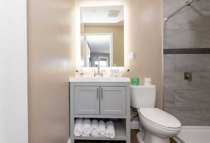 فندق على الطريق Seaside Sands Inn