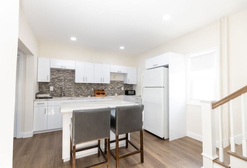 فندق على الطريق Seaside Sands Inn