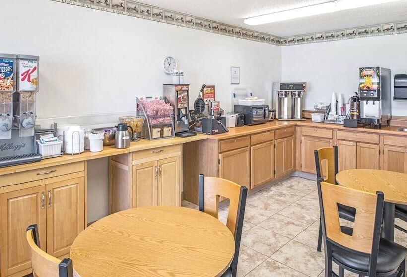 모텔 Super 8 By Wyndham Nebraska City