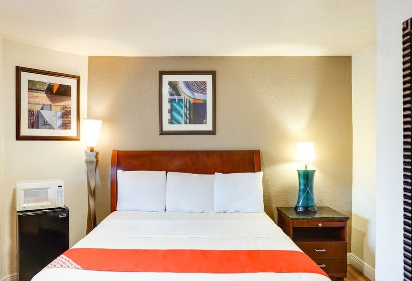 モーテル Urban Inn Giddings