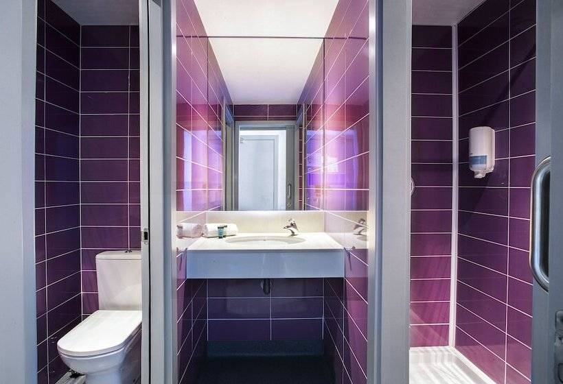 Twentytu Hostel Barcelona