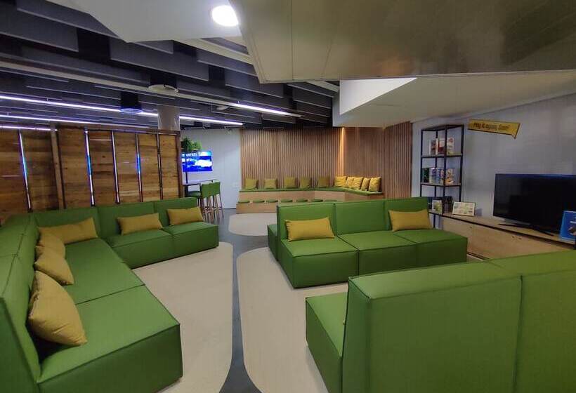 Twentytu Hostel Barcelona