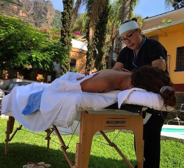 هتل Hospedaje Casa Teotleco