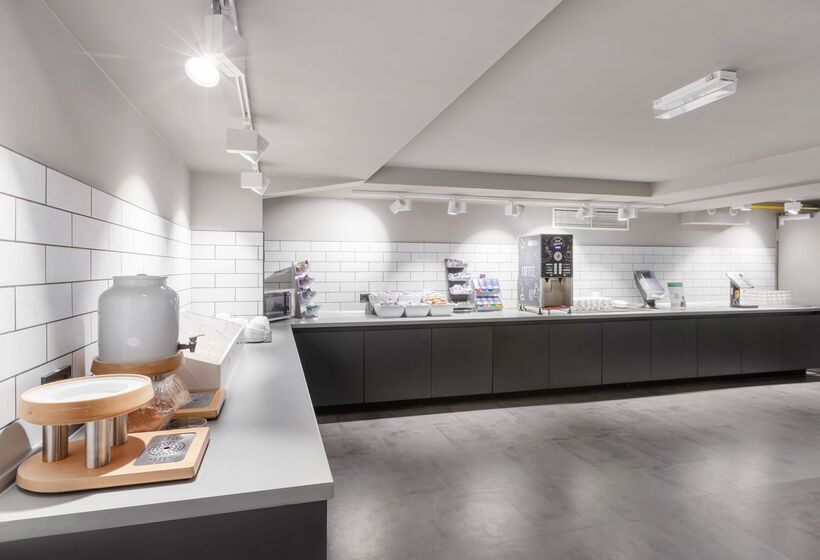 فندق صغير a&o Frankfurt Galluswarte