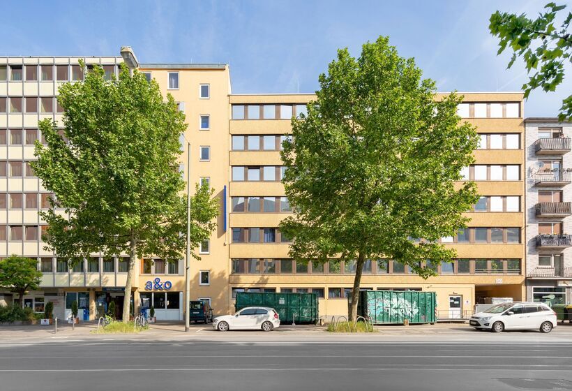 فندق صغير a&o Frankfurt Galluswarte