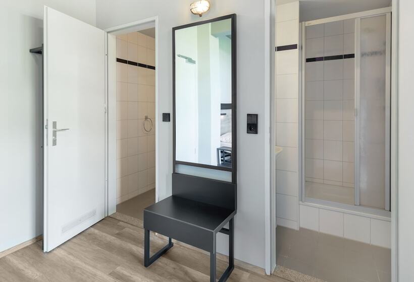 فندق صغير a&o Frankfurt Galluswarte