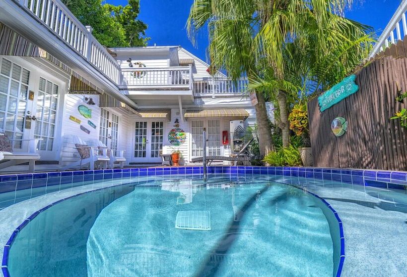 مبيت وإفطار Seascape Tropical Inn