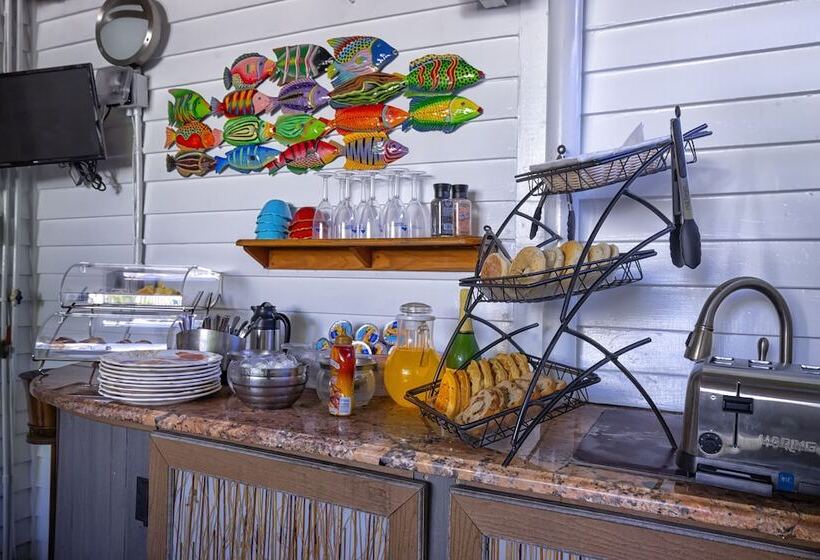 مبيت وإفطار Seascape Tropical Inn