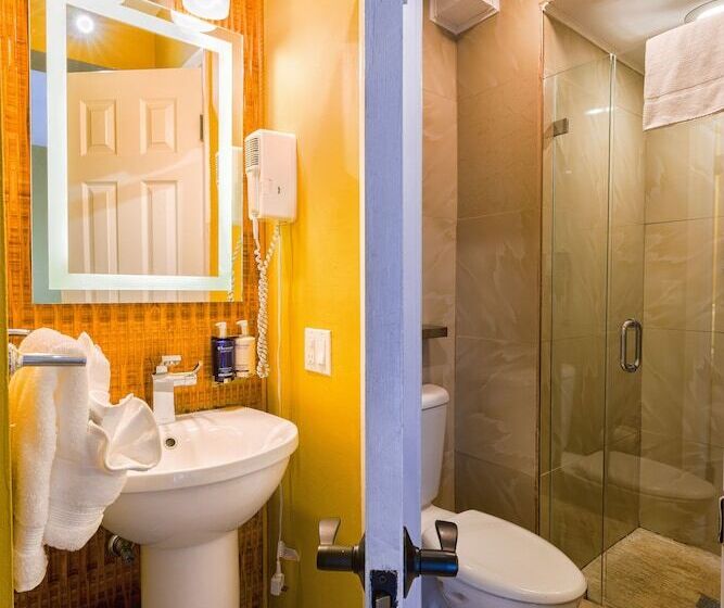 مبيت وإفطار Seascape Tropical Inn