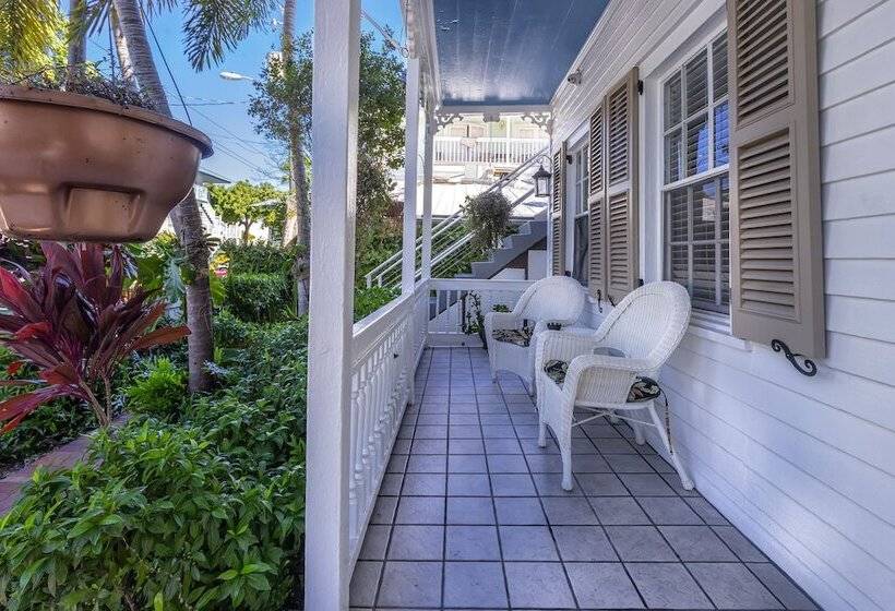 مبيت وإفطار Seascape Tropical Inn