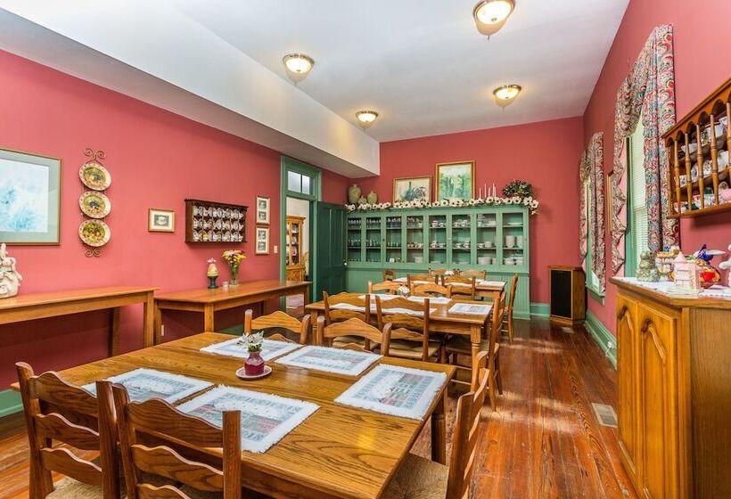 住宿加早餐  Spencer House Inn