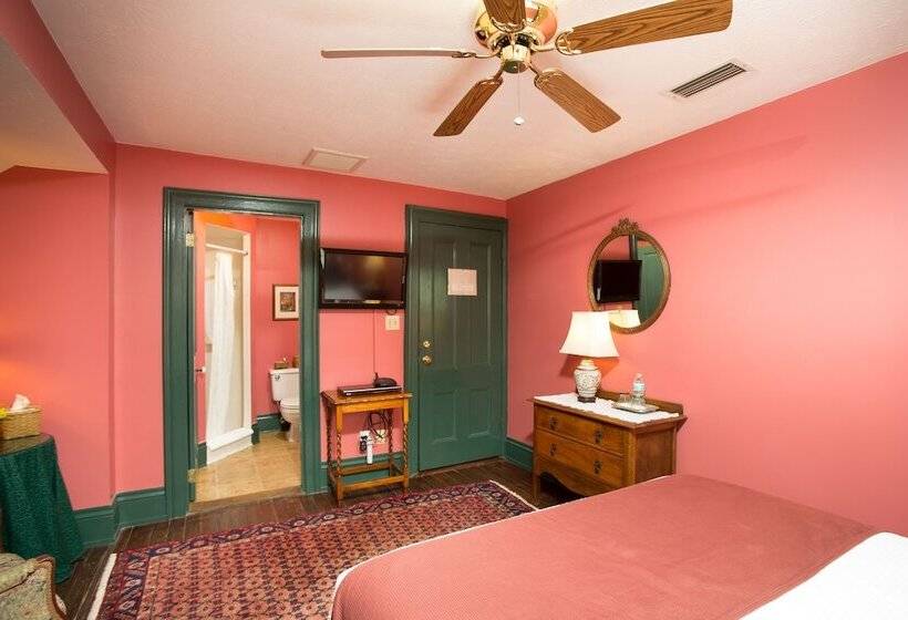 צימר Spencer House Inn