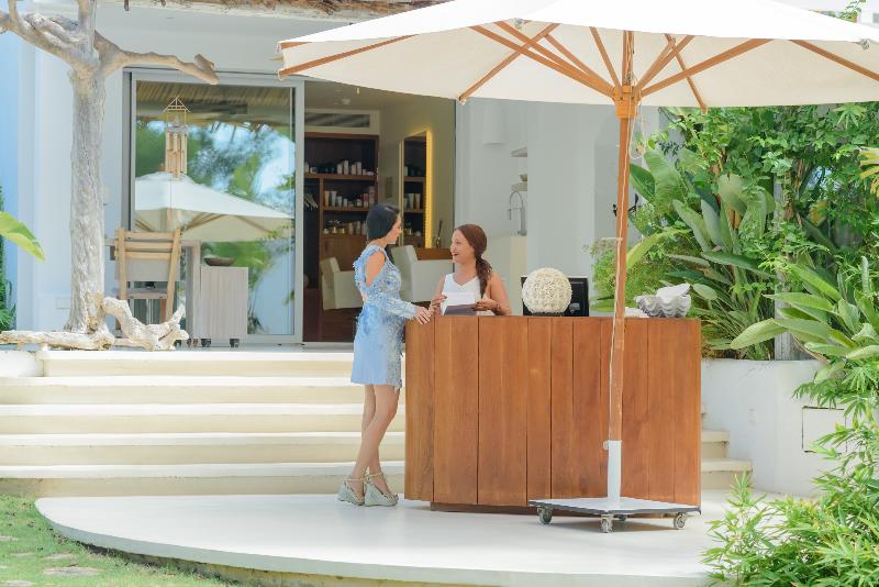 استراحتگاه Destino Pacha Ibiza