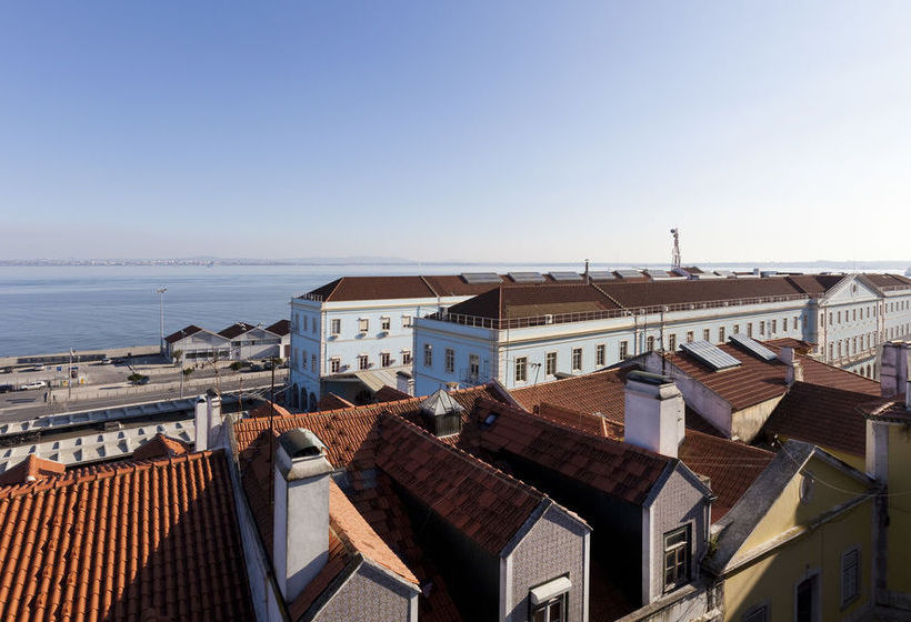 Hello Lisbon Santa Apolonia