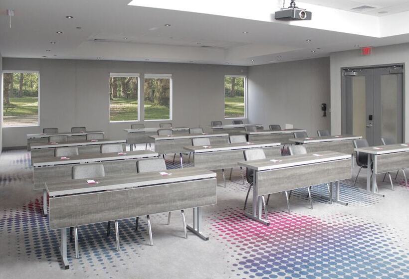 בית מלון כפרי Aloft Miami Doral